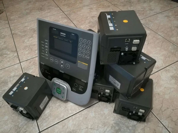 Repair of Precor 945, 956 treadmill inverter panel