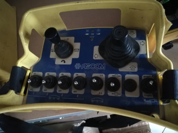 Service Repair of Autec UTX97 URX97 remote control ASCOM radio service