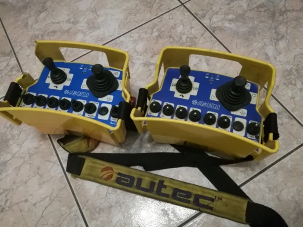 Service Repair of Autec UTX97 URX97 remote control ASCOM radio service