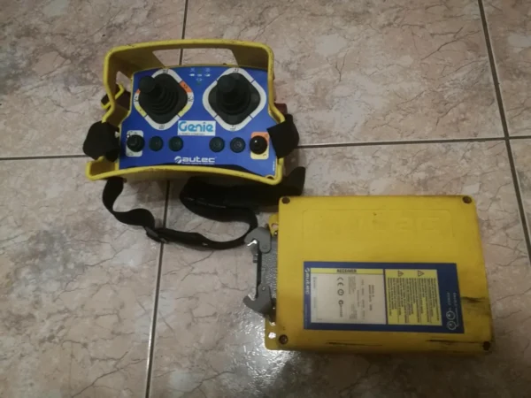 Serwis Naprawa pilotów Autec UTX97 URX97 radio Genie service