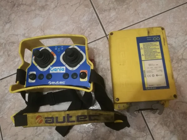 Serwis Naprawa pilotów Autec UTX97 URX97 radio Genie service